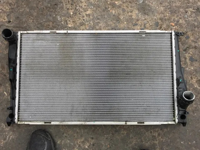 2005-2012 BMW 3 SERIES E90/E91/E92/E93 RADIATOR