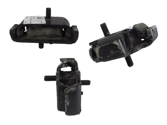 1990-1998 TOYOTA LANDCRUISER FJ80 ENGINE MOUNT FRONT