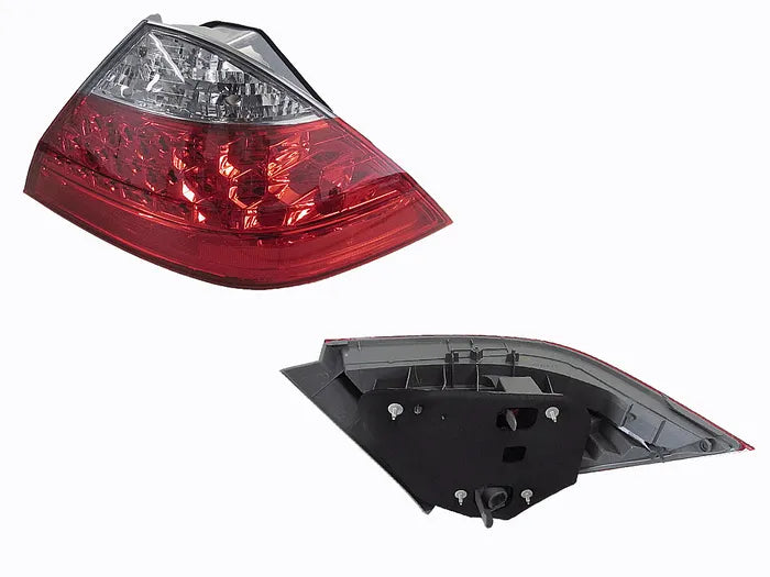 2006-2008 HONDA ACCORD CM TAIL LIGHT RIGHT HAND SIDE