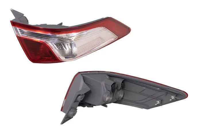 2009-2011 HONDA ODYSSEY RB3 TAIL LIGHT RIGHT HAND SIDE OUTER