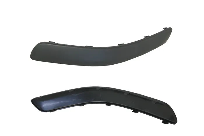 2002-2005 Hyundai Getz TB Front Bumper Bar Mould (left hand side)