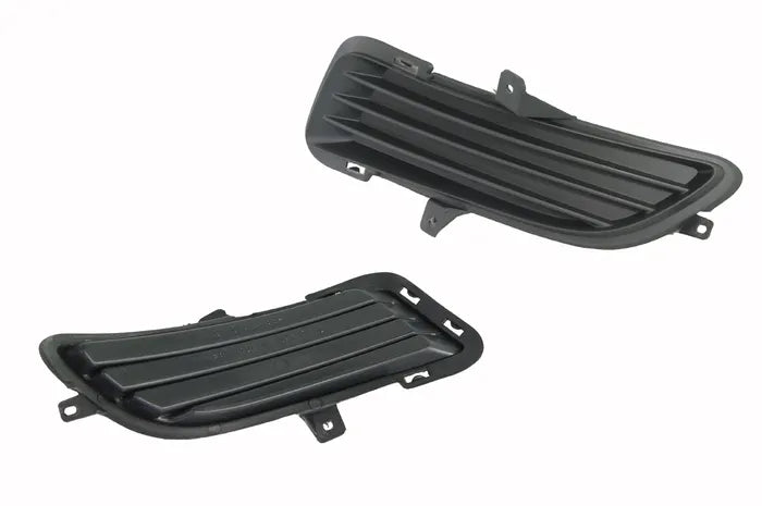 2005-2007 Hyundai Sonata NF Front Fog Light Cover (left hand side)