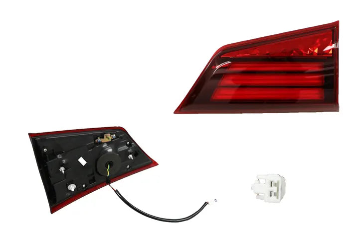 2015-2021 Mitsubishi Outlander ZK/ZL Inner Tail Light (Left-Hand Side)