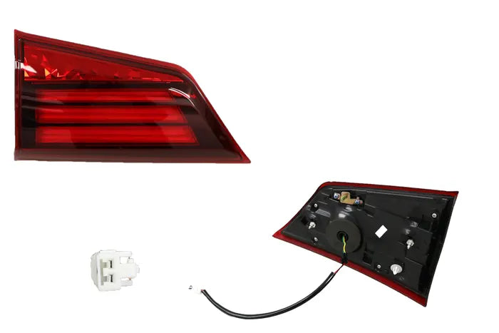2015-2021 Mitsubishi Outlander ZK/ZL Inner Tail Light (Right-Hand Side)