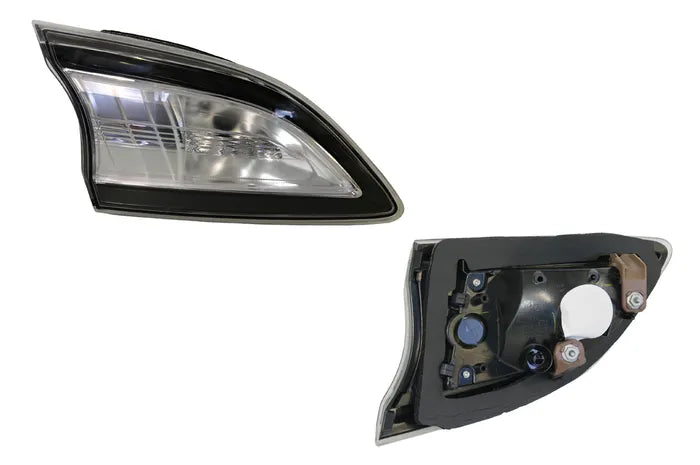 2009-2014 Mazda 3 BL Hatchback Inner Tail Light (left hand side) without Key Hole LED