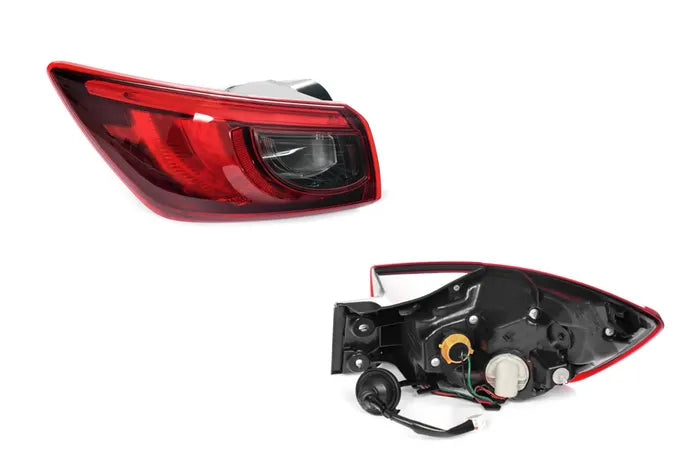 2015-2018 Mazda CX-3 DK Tail Light Outer (LED, left hand side)