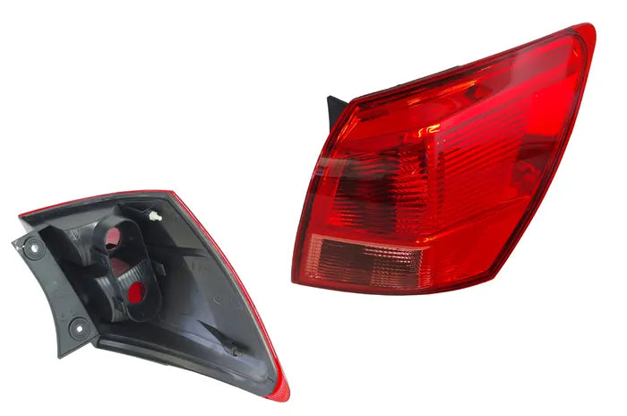 2007-2010 Nissan Dualis J10 Outer Tail Light (Right Hand Side)