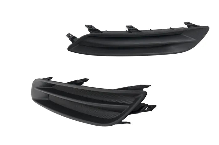 2012-2017 Nissan Pulsar B17 Fog Light Cover (Right Hand Side)
