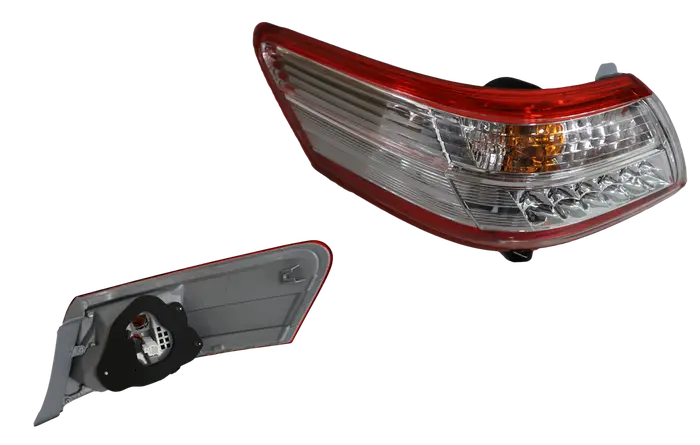 2010-2011 Toyota Camry Hybrid AHV40 Outer LED Tail Light (Left-Hand Side)