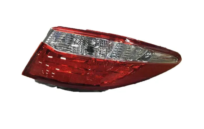 2015-2017 Toyota Camry ASV50/AVV50 Tail Lamp (Outer, Right-Hand Side)
