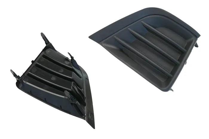 2013-2016 TOYOTA COROLLA ZRE172 SEDAN FOG LIGHT COVER RIGHT HAND SIDE