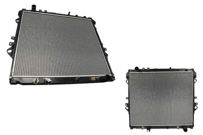 2015 TOYOTA HILUX RADIATOR