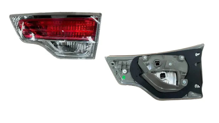 2013-2016 Toyota Kluger GSU50/55 Tail Light (Inner, Right-Hand Side)
