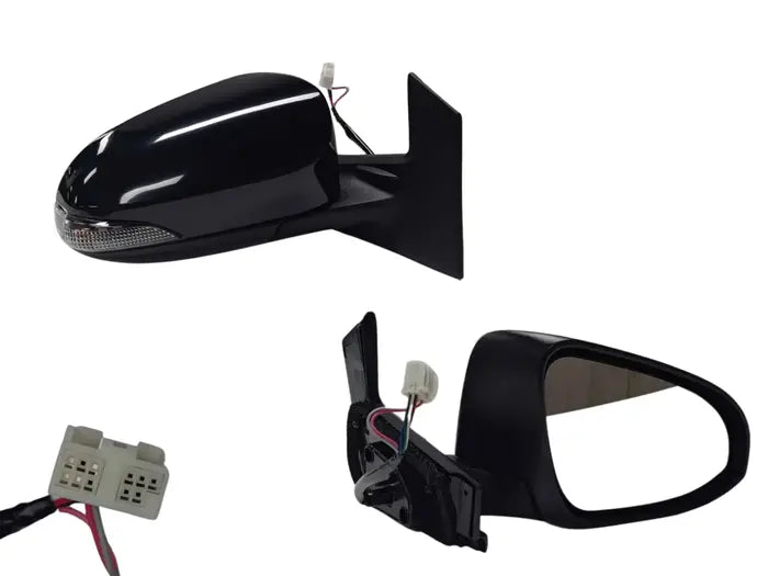 2011-2020 Toyota Prius C NHP10 Door Mirror (Right-Hand Side, Electric, 7 Pin) with Blinker Folding
