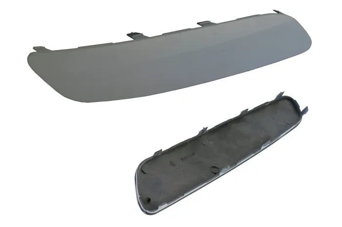2006-2011 Volkswagen Jetta 1K Front Bumper Bar Mould (Right-Hand Side, No Jet Washer Hole)